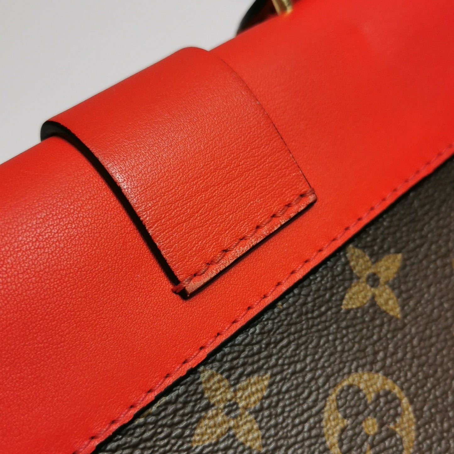 Preloved GLM-Locky BB Monogram Lock Crossbody Bag 250303781088965