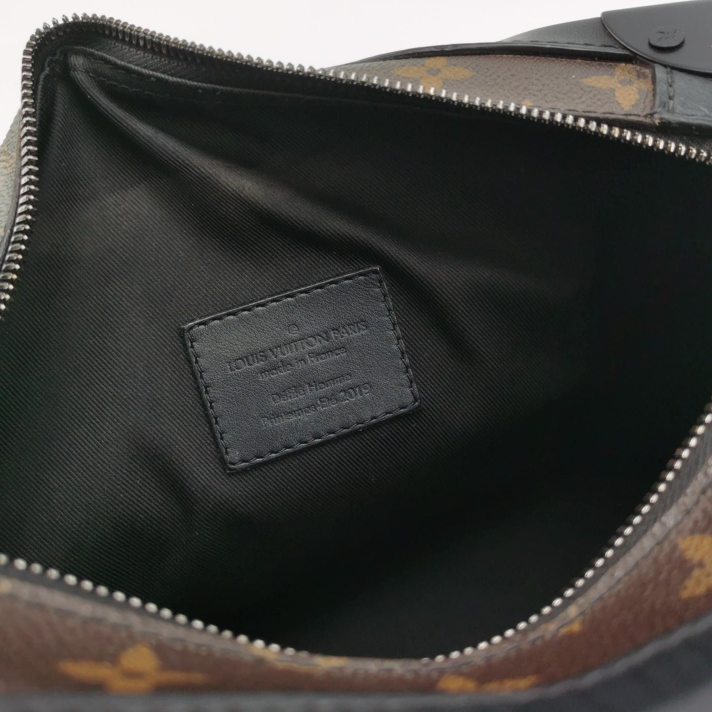 Preloved GLM-Soft Trunk Monogram Print Corner Crossbody Bag with Chip 250215781064834