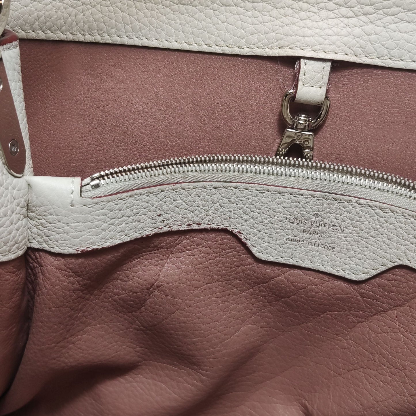 Preloved GLM-Capucines Large Leather Solid Metal LV Buckle Handbag 250529781214078