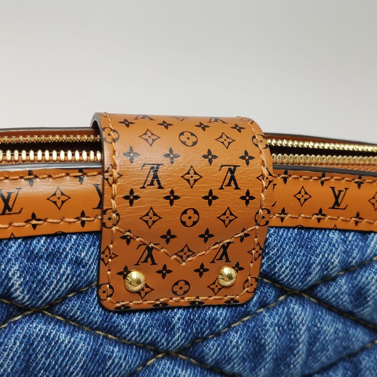 Preloved GLM-Trunk Clutch Soft Calfskin Denim S-lock Crossbody Bag with Chip 250530781215163