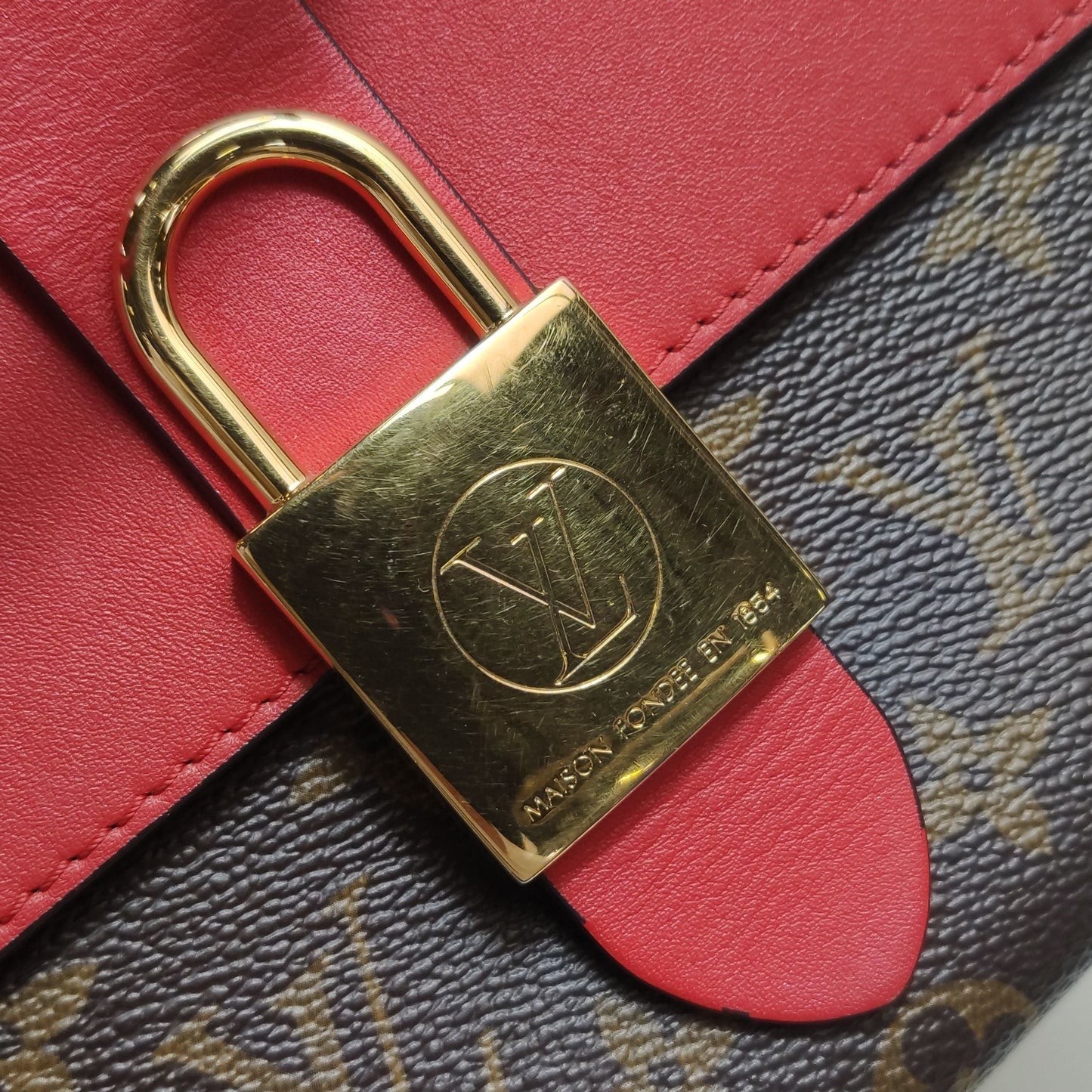 Preloved GLM-Locky BB Leather Monogram Lock Top Shoulder Bag 250528781211942