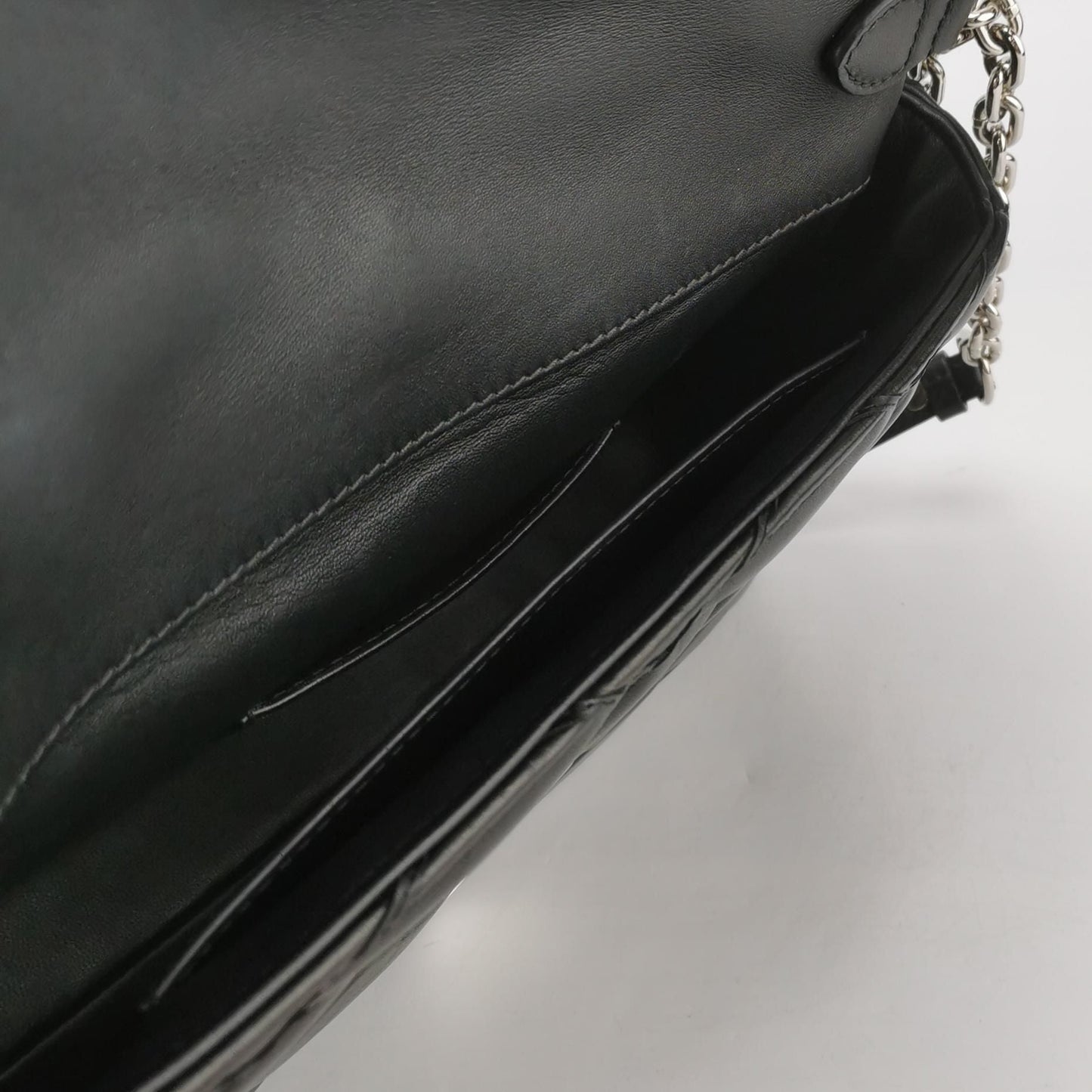 Preloved GLM-Go-14 Medium Lambskin Shoulder Bag 250527781210681