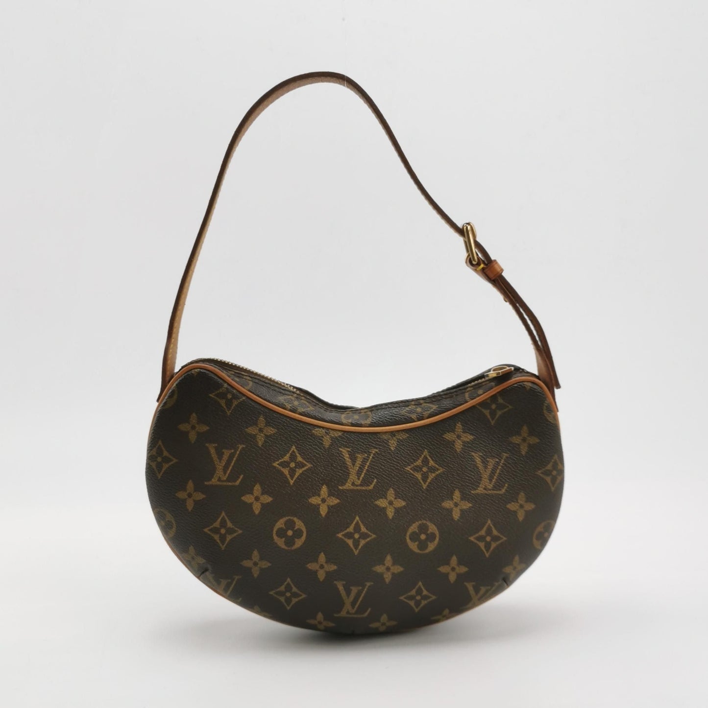 Preloved GLM-Croissant Pea Bag Small Monogram Print Curved Shoulder Bag 250529781212954