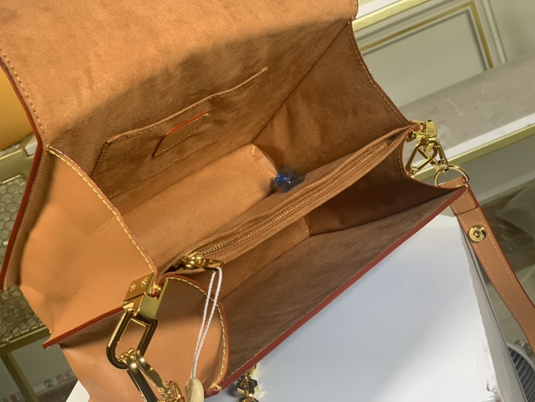 EN - New Arrival Bags LUV 108