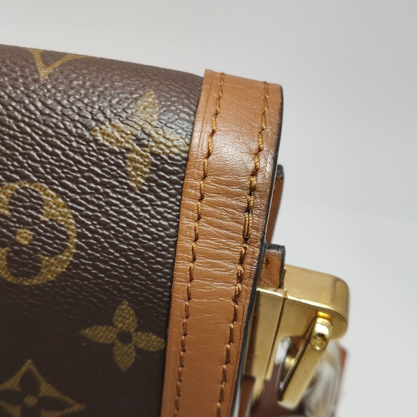 Preloved GLM-Dauphine Medium Monogram Empreinte Leather Crossbody Bag 250607781226958