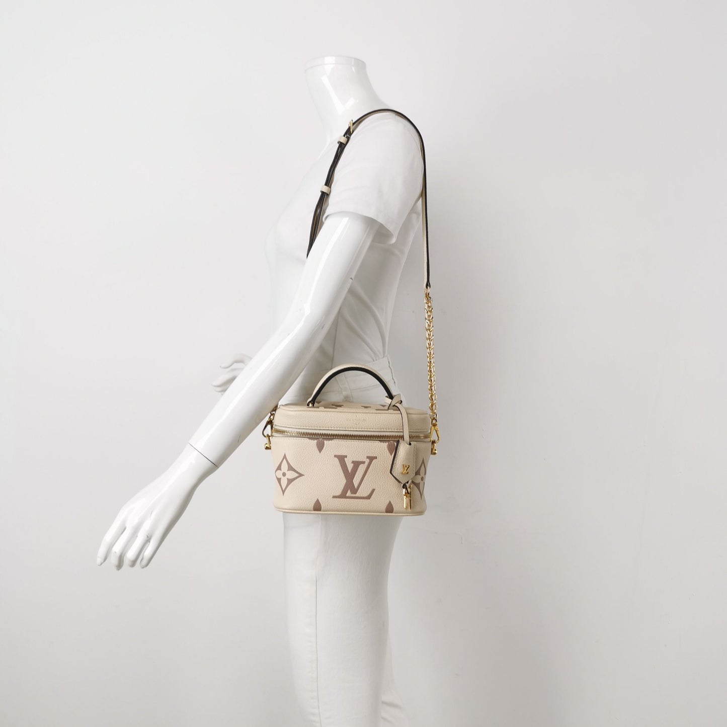 Preloved GLM-Vanity Makeup Case Small Cowhide Box Shoulder Bag Crossbody Bag with Chip 250527781209833