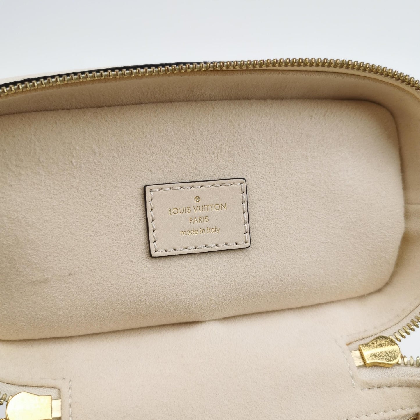 Preloved GLM-Vanity Makeup Case Small Cowhide Box Shoulder Bag Crossbody Bag with Chip 250527781209833