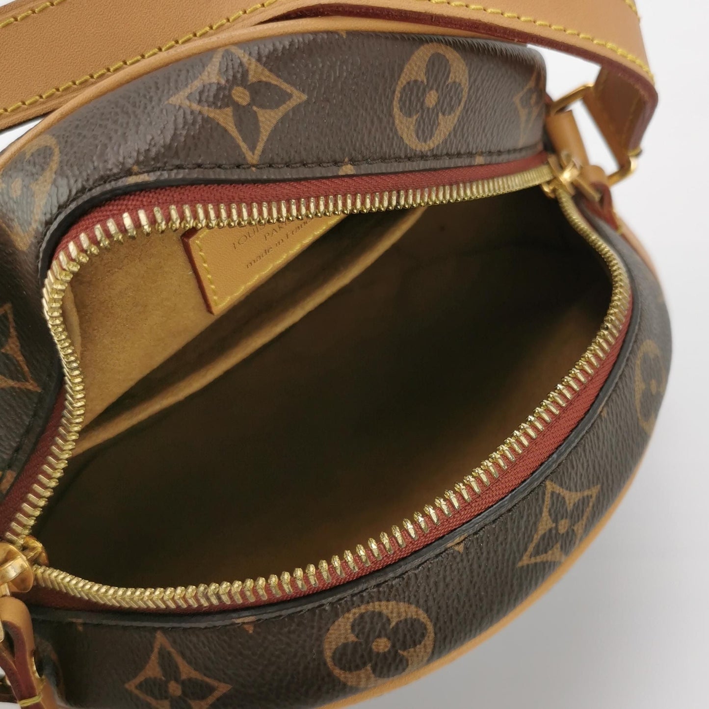 Preloved GLM-Boite Chapeau Small Monogram Crossbody Bag with Chip 250526781209349
