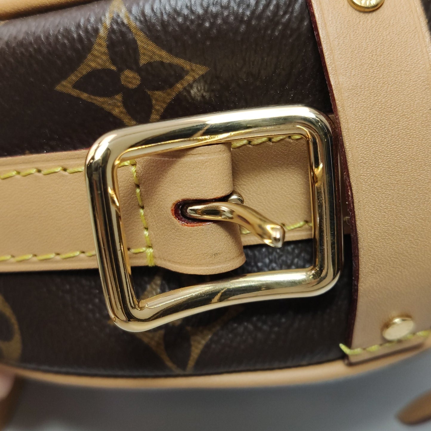 Preloved GLM-Boite Chapeau Small Monogram Crossbody Bag with Chip 250526781209349