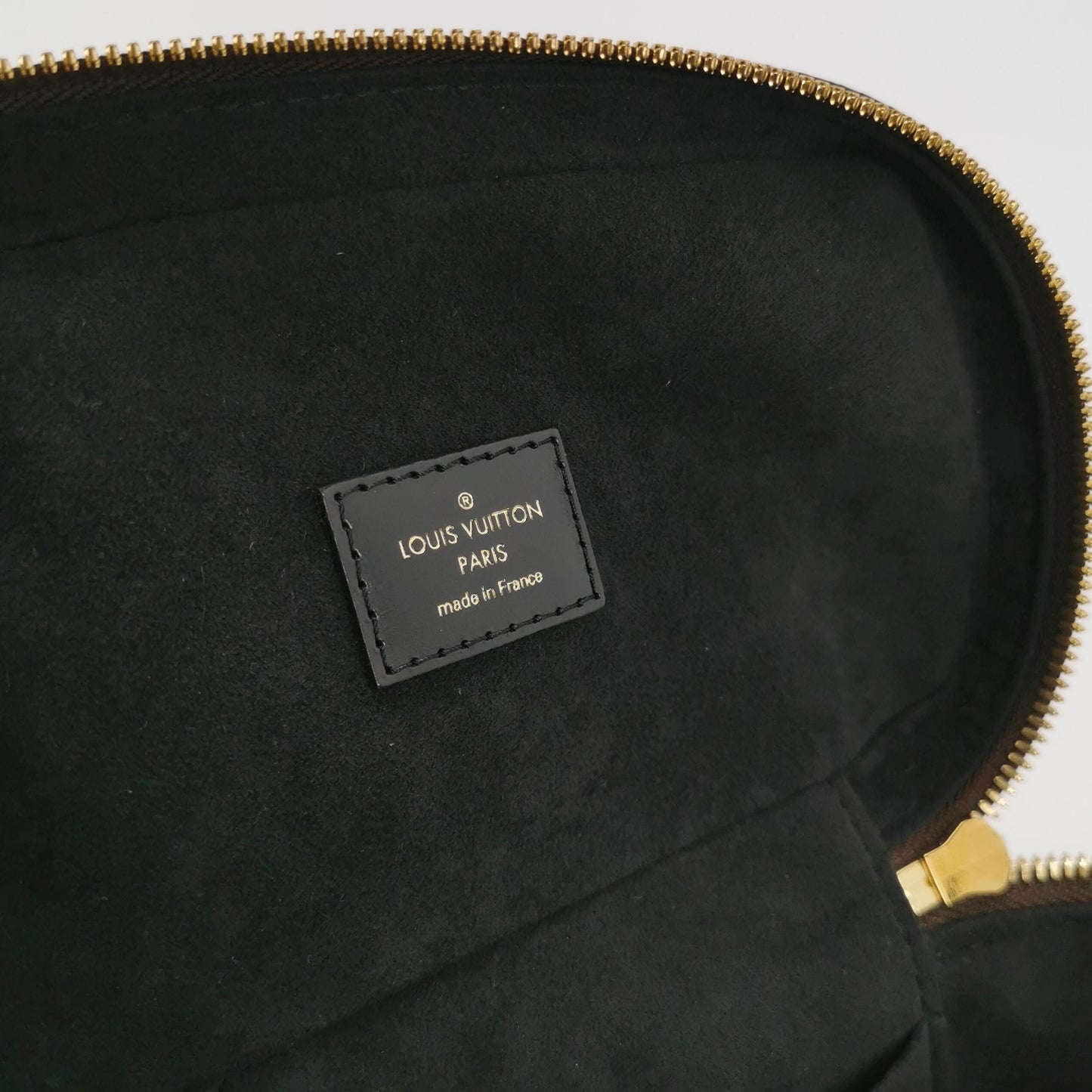 Preloved GLM-Vanity Makeup Case Small Monogram Canvas Crossbody Bag with Chip 057852900022