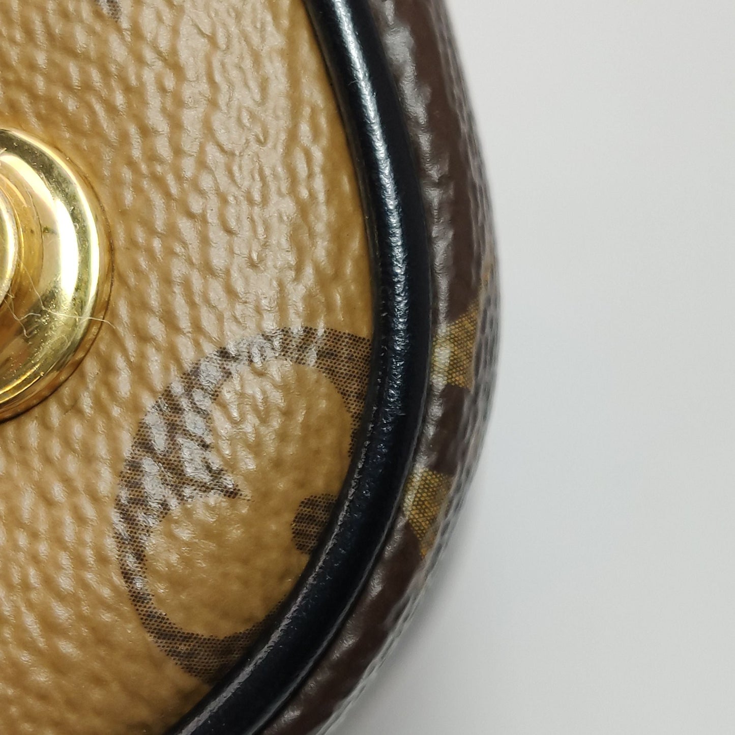 Preloved GLM-Vanity Makeup Case Small Monogram Canvas Crossbody Bag with Chip 057852900022