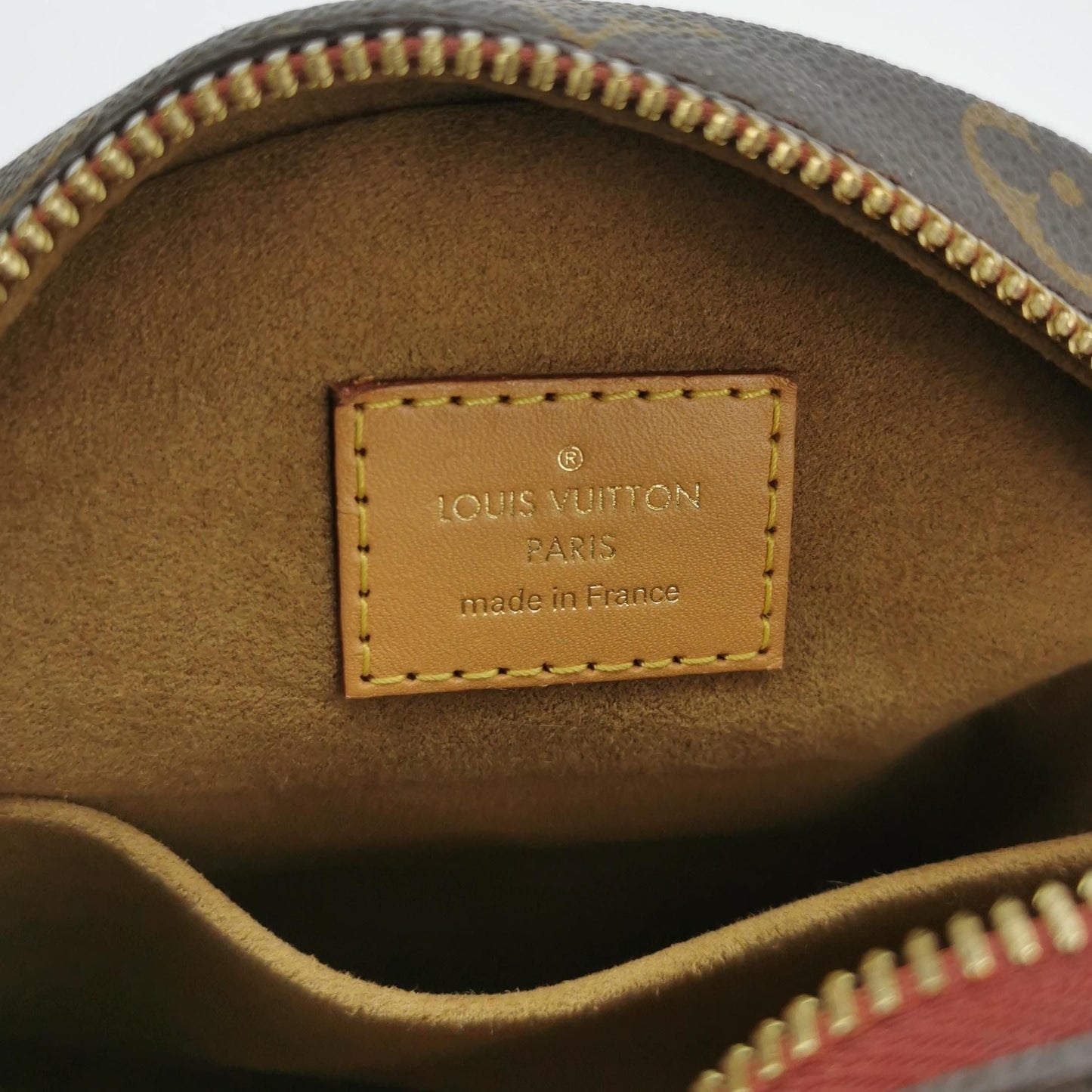 Preloved GLM-Boite Chapeau Small Monogram Crossbody Bag 250526781208361