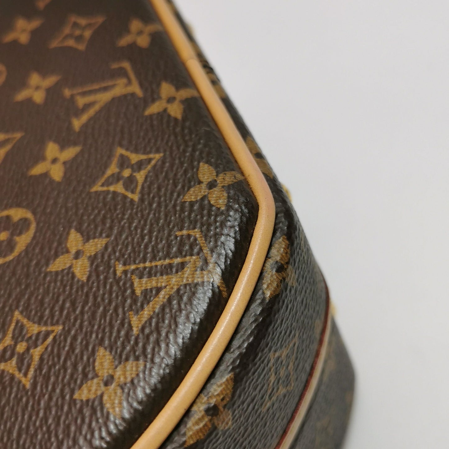 Preloved GLM-Boite Chapeau Small Monogram Print Round Bag Crossbody Bag with Chip 250516781194929
