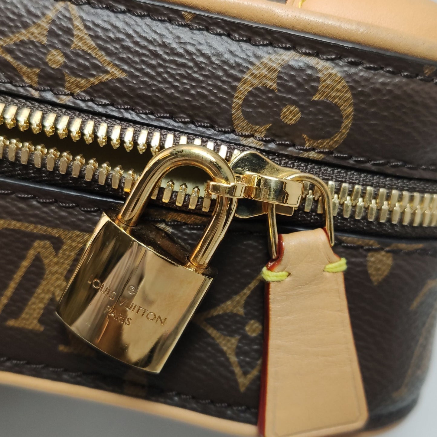 Preloved GLM-Valisette Souple BB Monogram Crossbody Bag 250513781190849