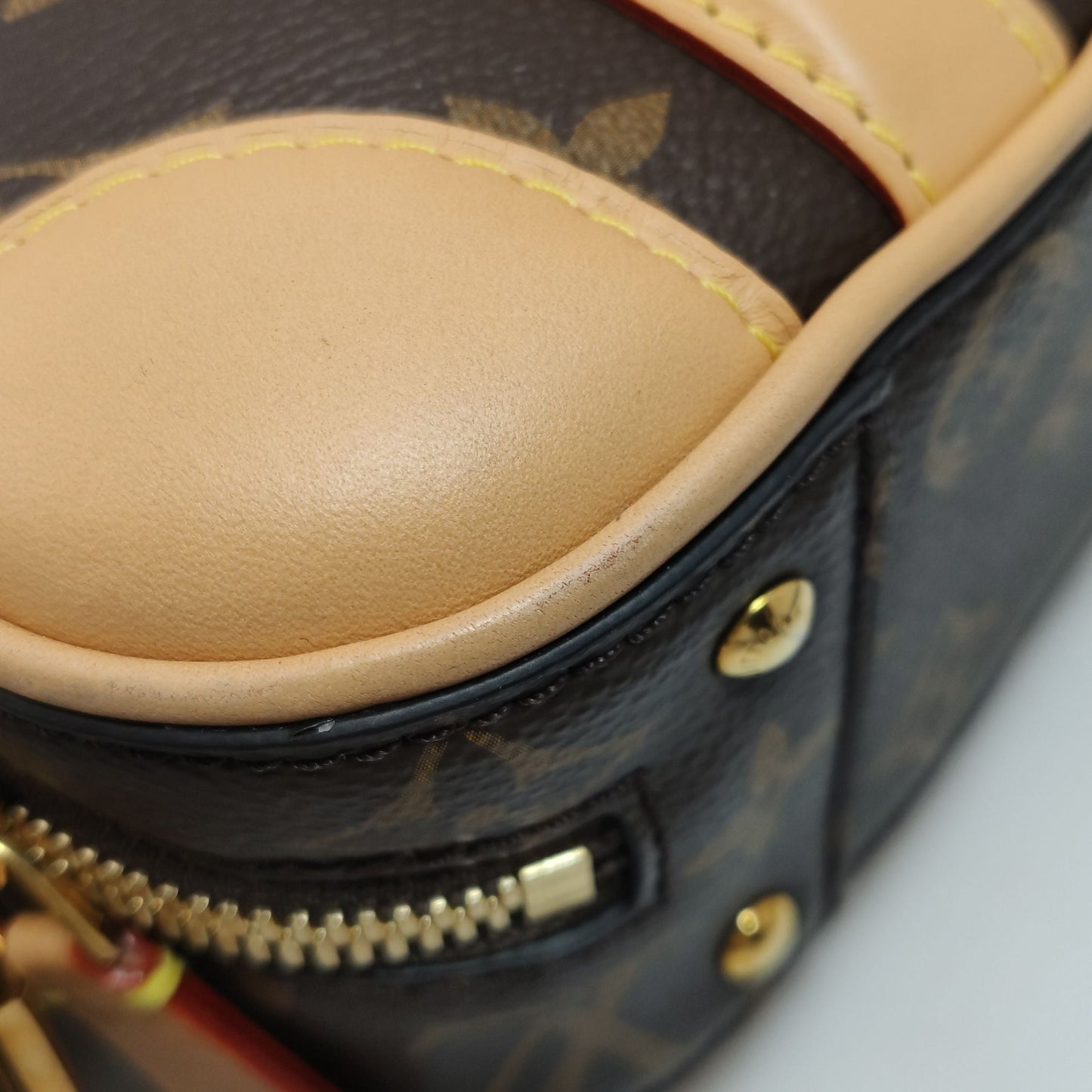 Preloved GLM-Valisette Souple BB Monogram Crossbody Bag 250513781190849
