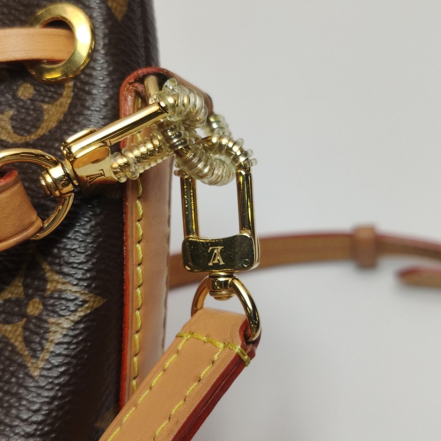 Preloved GLM-NOE Nano Monogram Drawstring Crossbody Bag Microchip 250508781183064
