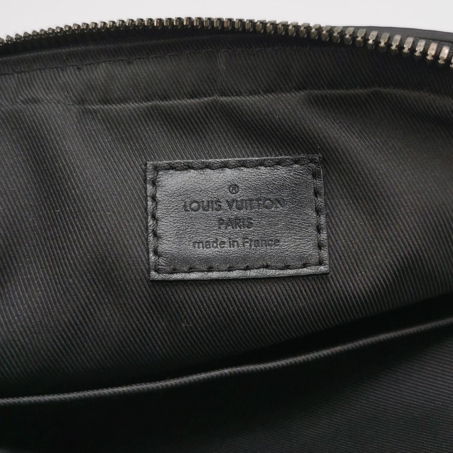 Preloved GLM-Trio Leather Monogram Crossbody Bag 250421781158372