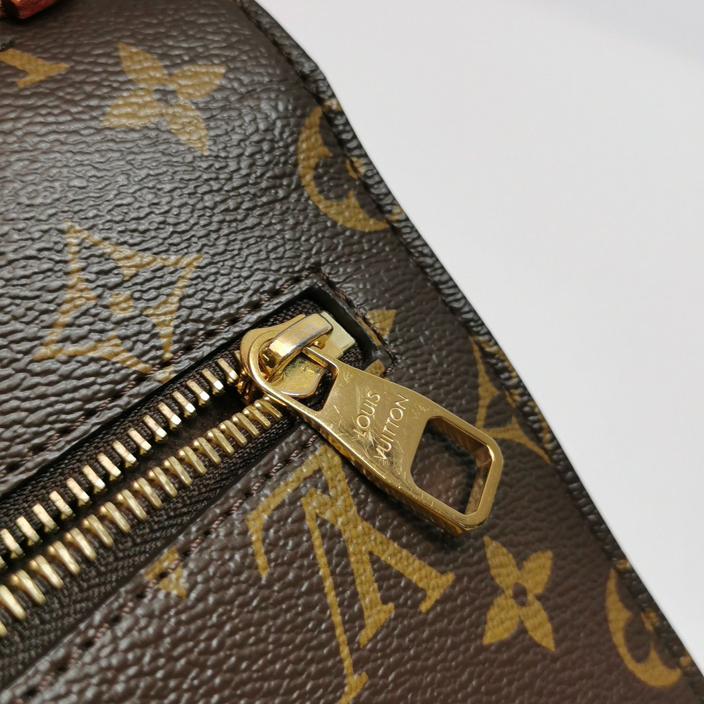 Preloved GLM-Pochette Metis Medium Monogram Canvas S-lock Messenger Crossbody Bag 250425781164190