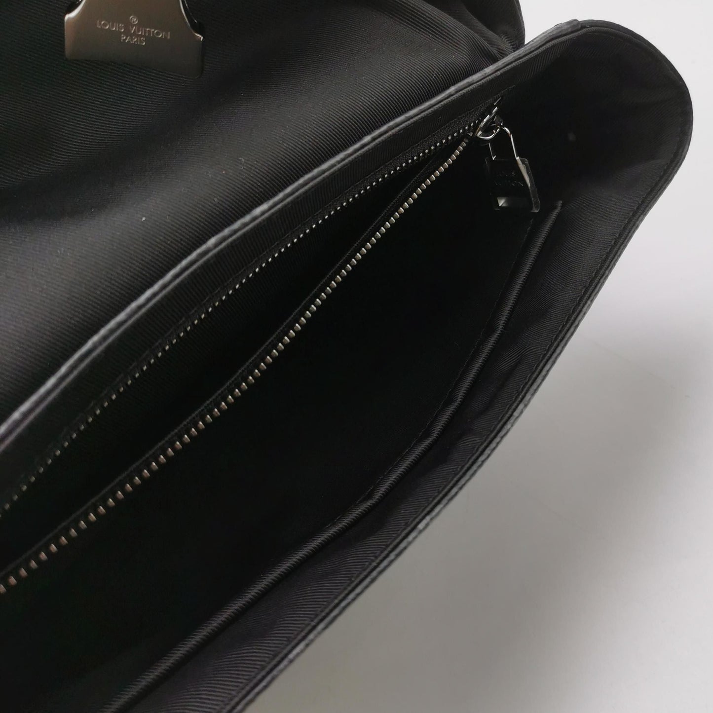 Preloved GLM-Voyager Small Monogram Empreinte Leather Crossbody Bag with Chip 250427781168726