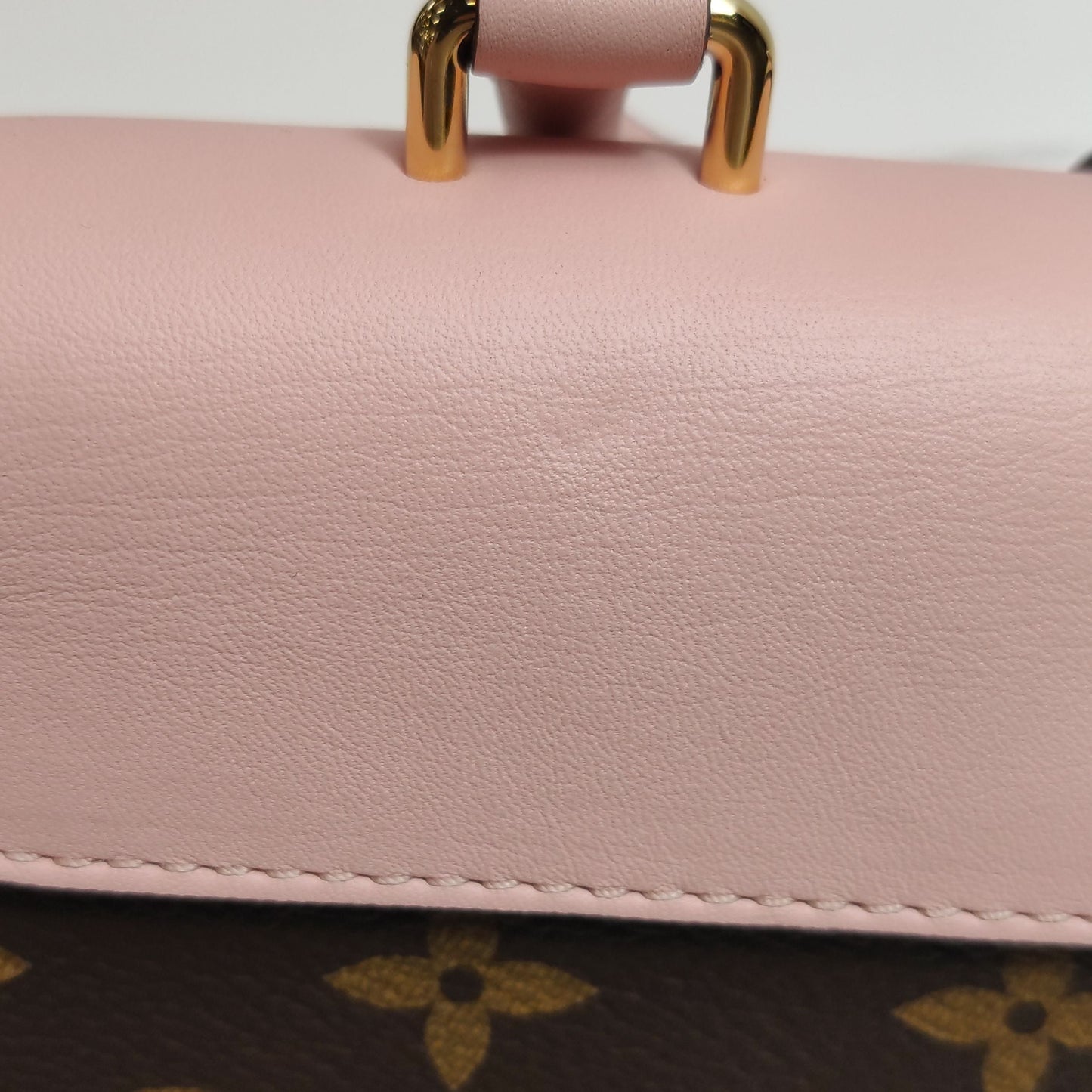 Preloved GLM-LockyBB Leather Monogram Lock Crossbody Bag 250426781166034