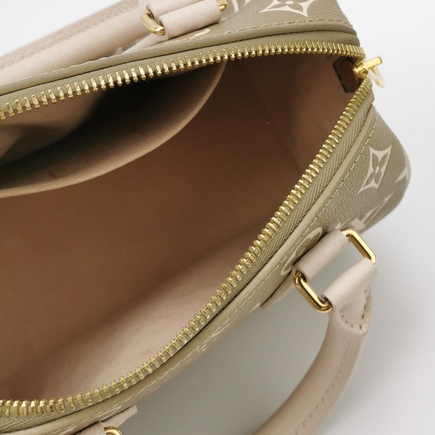 Preloved GLM-Speedy 20 Monogram Boston Crossbody Bag with Chip 250426781166426