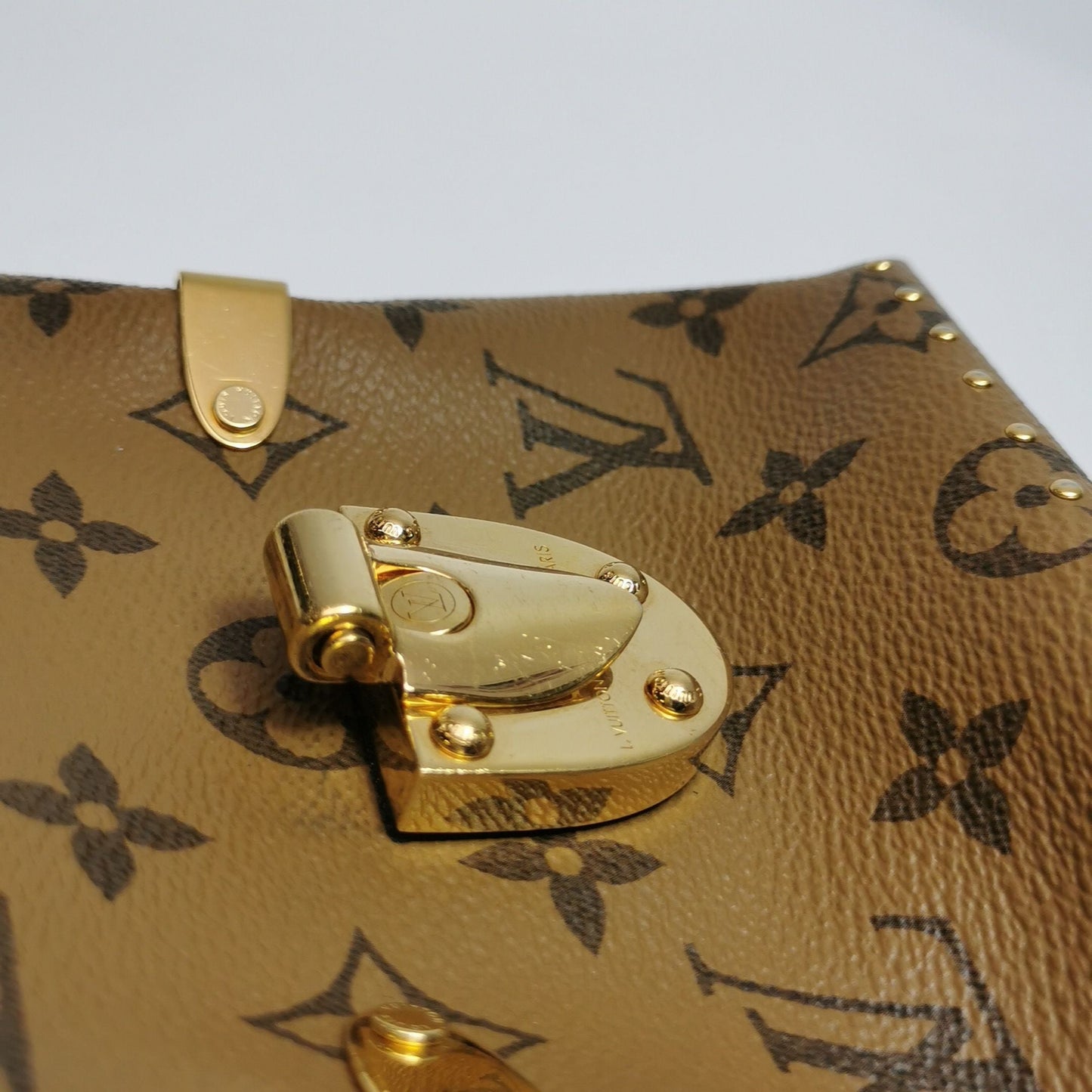 Preloved GLM-Camera Box 16 Leather Monogram Flap Crossbody Bag 250419781155173