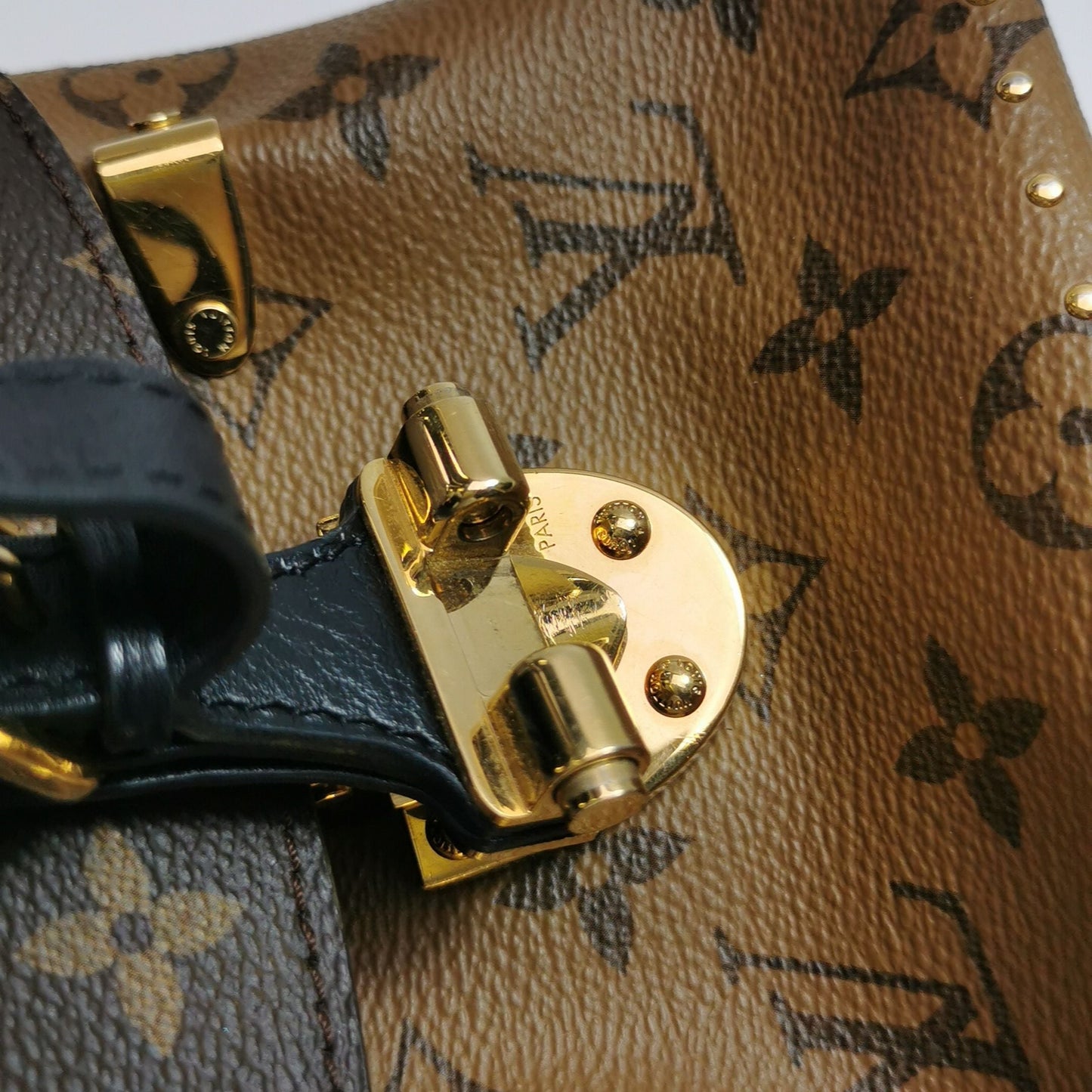Preloved GLM-Camera Box 16 Leather Monogram Flap Crossbody Bag 250419781155173