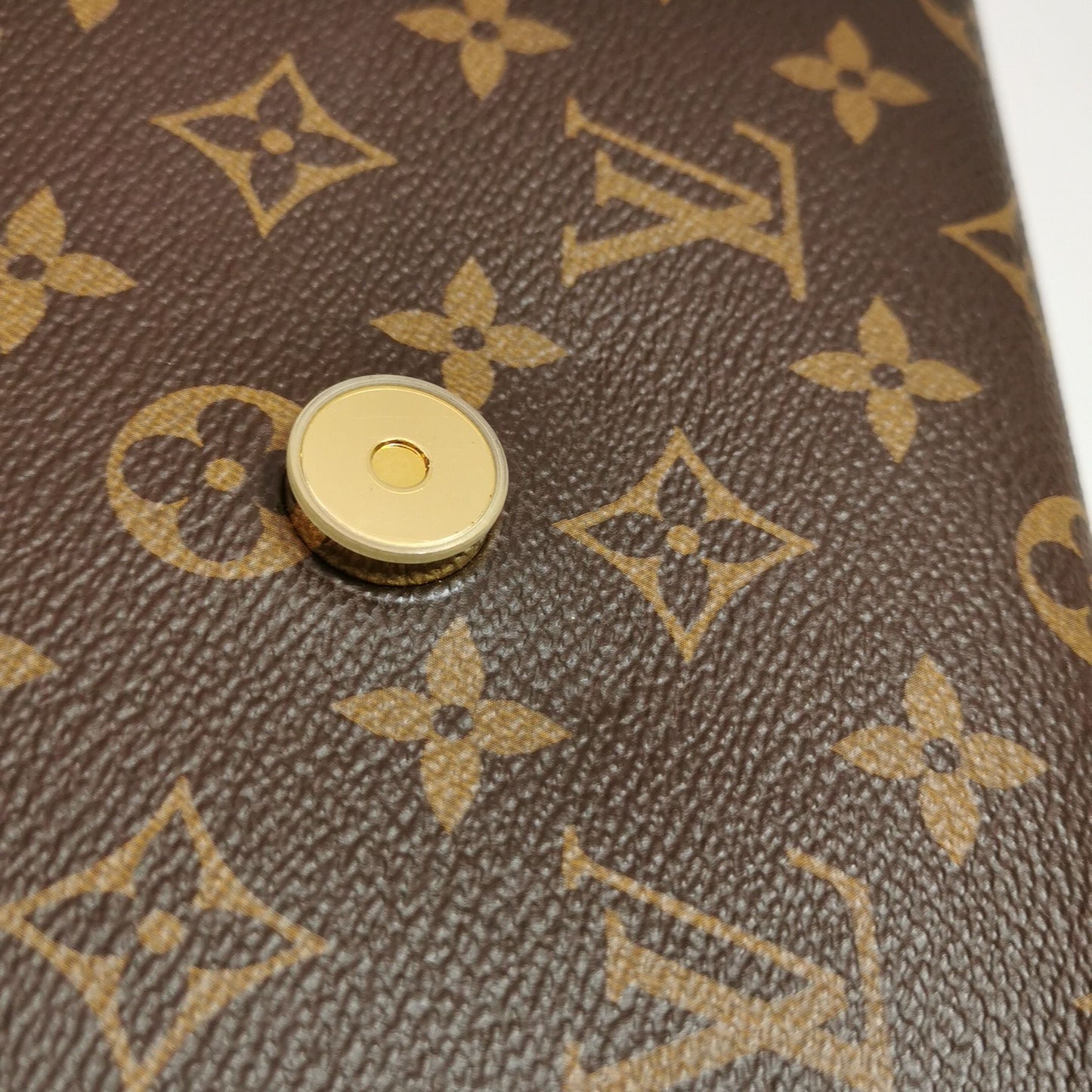 Preloved GLM-Locky BB Monogram Lock Crossbody Bag with Chip 250416781151390