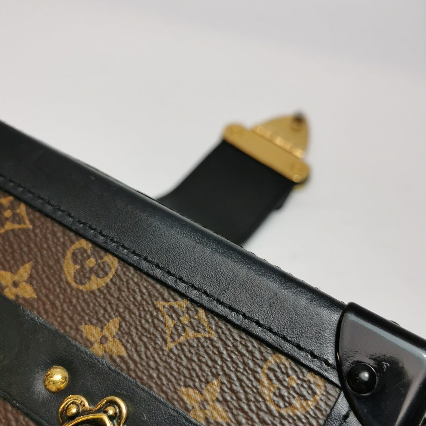 Preloved GLM-Petite Malle Small Monogram Crossbody Bag 250330781127266