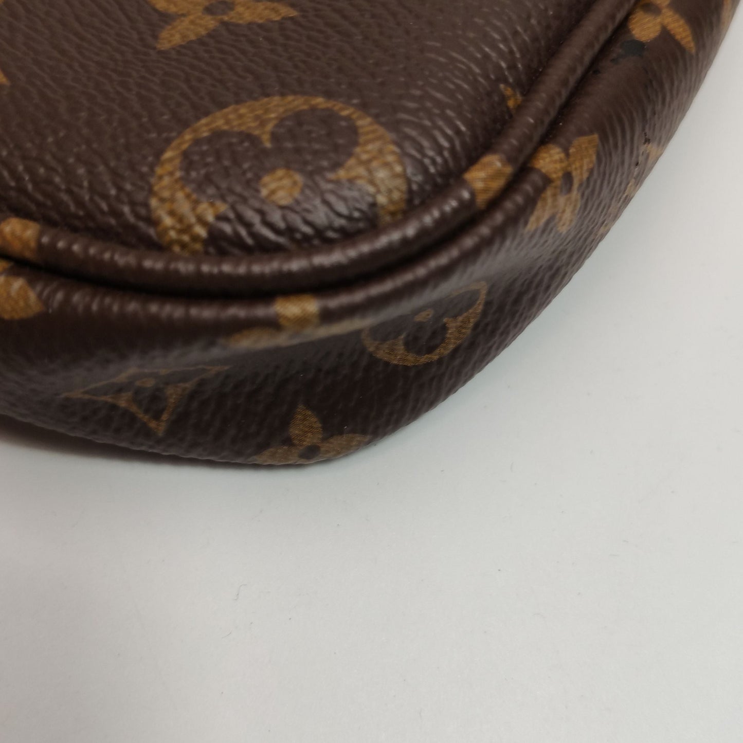 Preloved GLM-Multi Pochette AGLM-essories Five-in-One Shoulder Bag Crossbody Bag 24011678579671