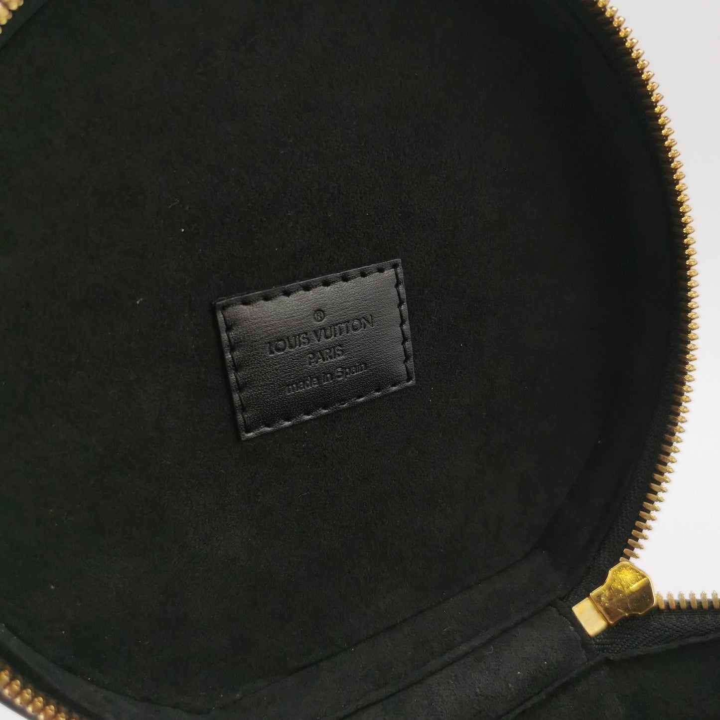 Preloved GLM-Cannes Bucket Small Leather Reverse Monogram Crossbody Bag 250308781096057