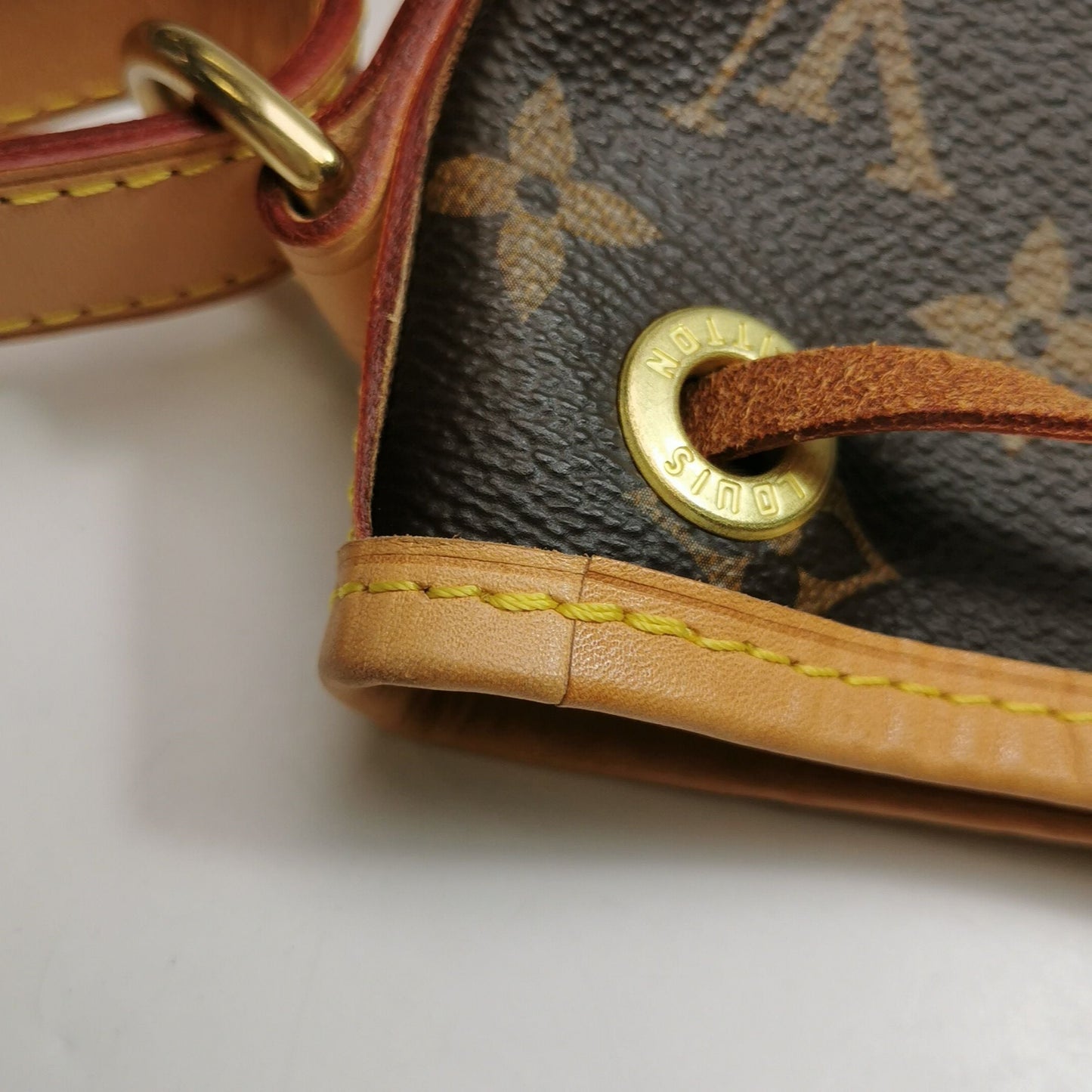 Preloved GLM-NOE Medium Monogram Bucket Bag with Chip 250607781226400