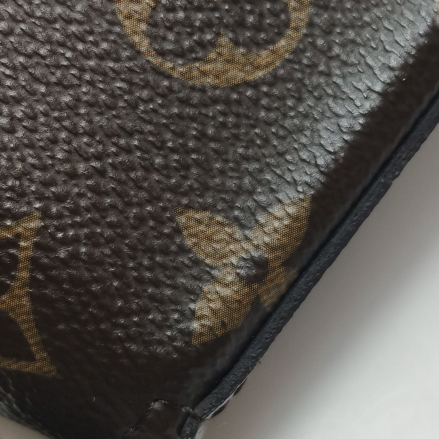 Preloved GLM-Pochette FÃ©licieä¸‰åˆä¸€å°å·Monogramå°èŠ±æŒ‰æ‰£å­æ¯åŒ… 250606781225153