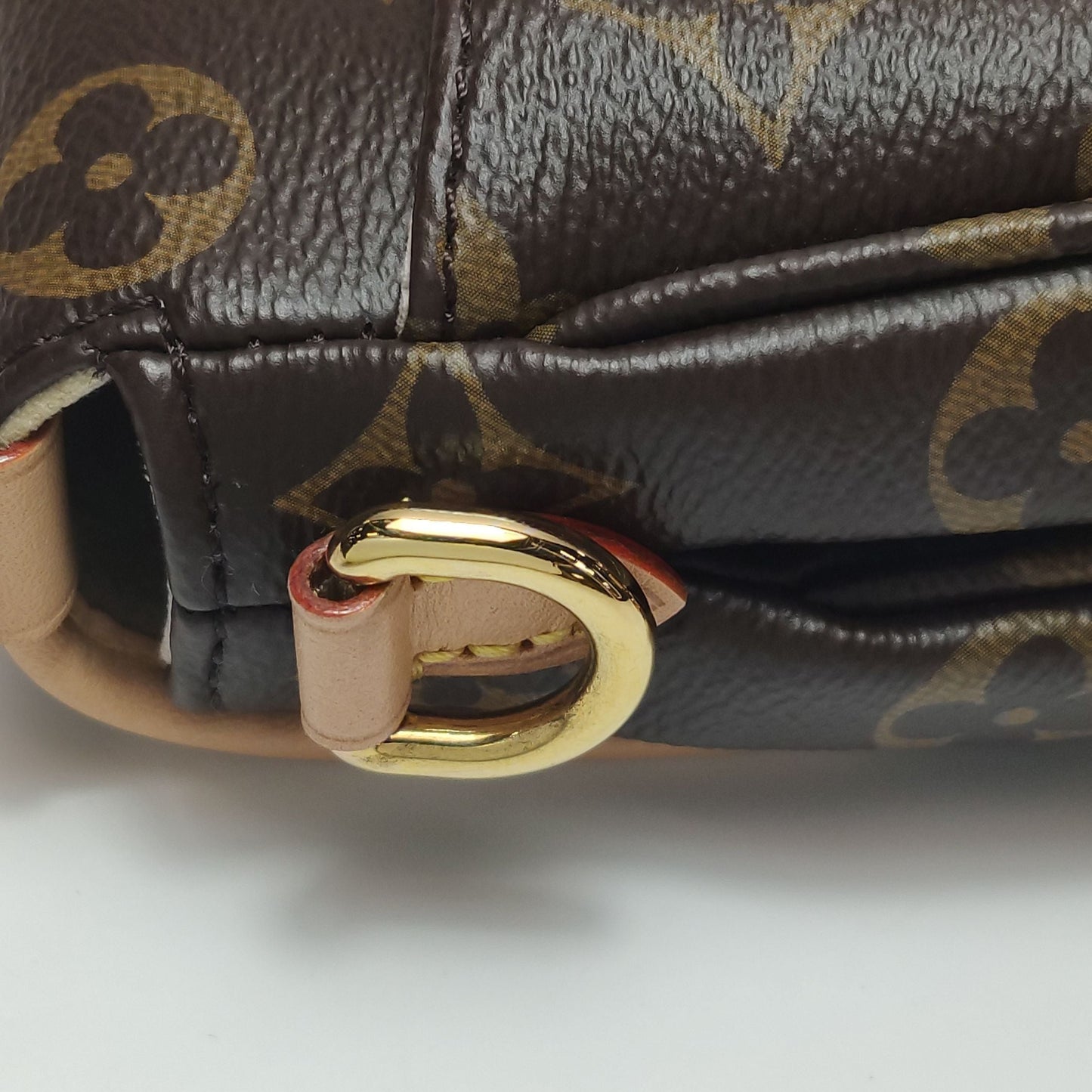 Preloved GLM-Saumur BB Monogram Leather Shoulder Bag with Chip 250606781225326