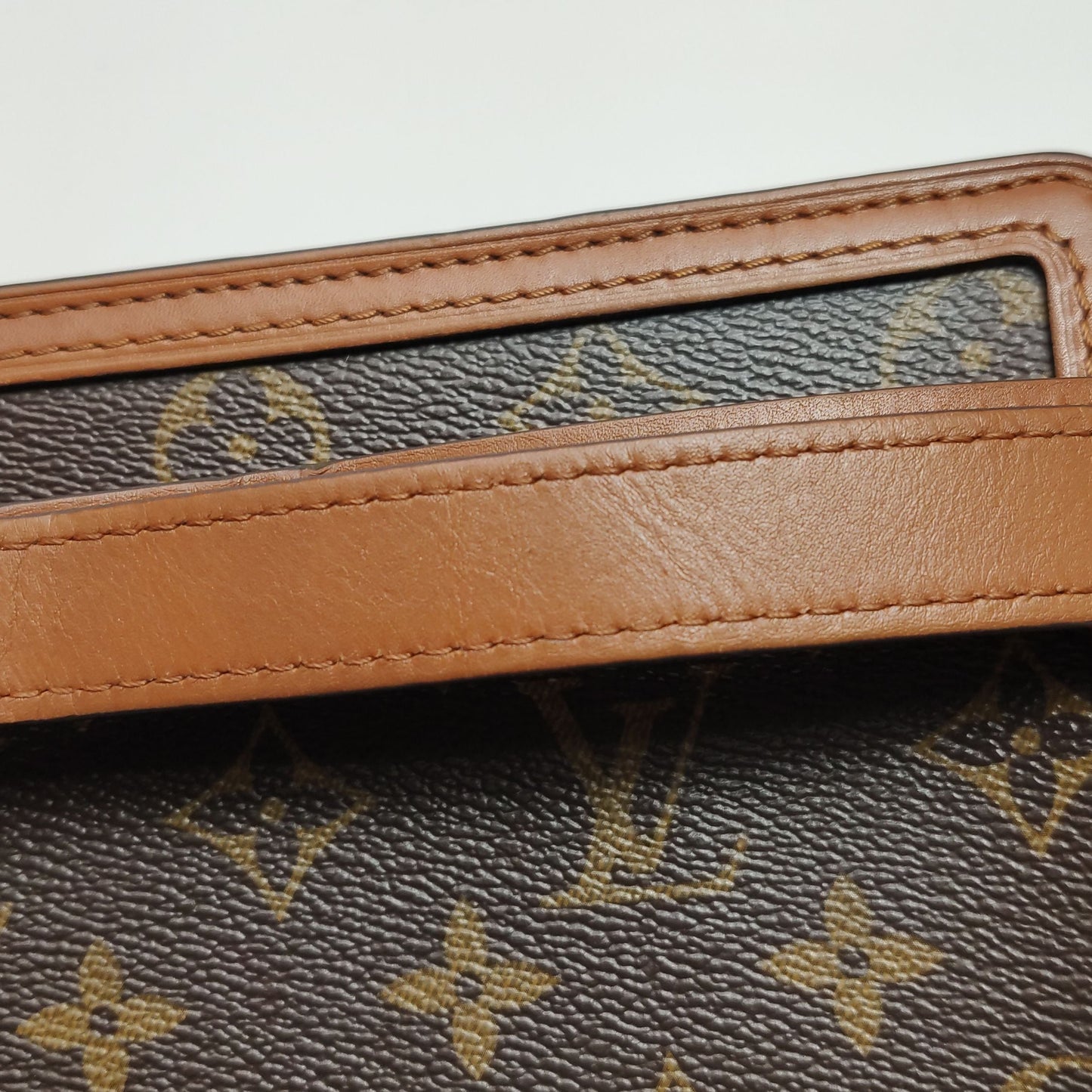 Preloved GLM-Dauphine Mini Monogram Empreinte Leather Crossbody Bag 250605781224289