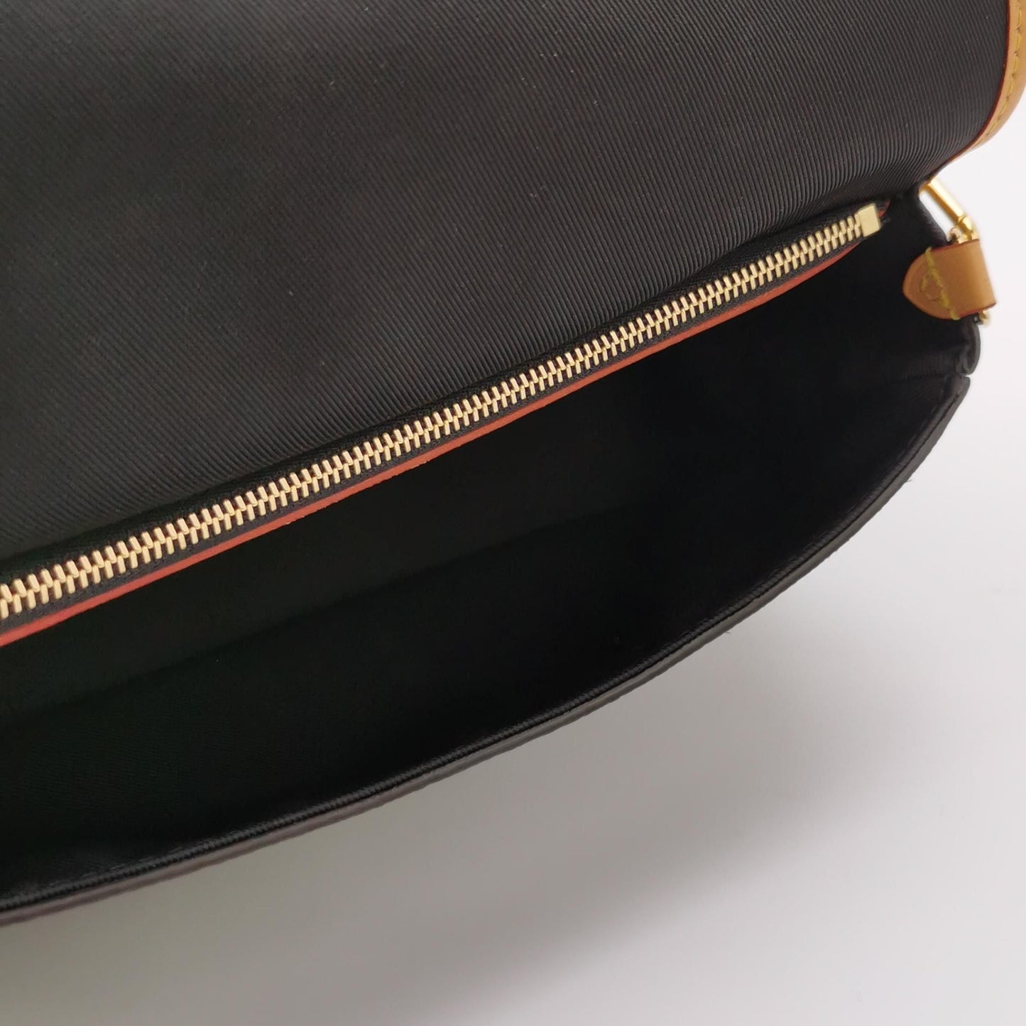 Preloved GLM-Diane Monogram Crossbody Shoulder Bag with Chip 250604781222722