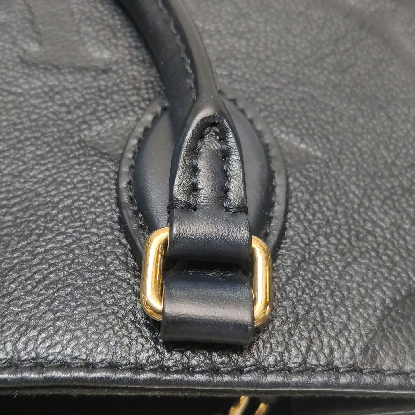 Preloved GLM-Onthego Small Monogram Empreinte Leather Shoulder Bag Microchip 250605781223785