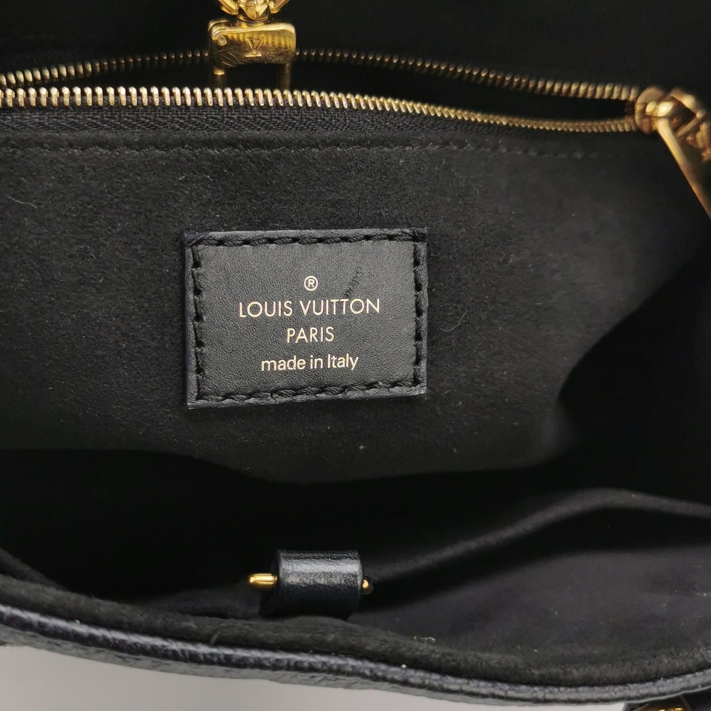 Preloved GLM-Onthego Small Monogram Empreinte Leather Shoulder Bag Microchip 250605781223785