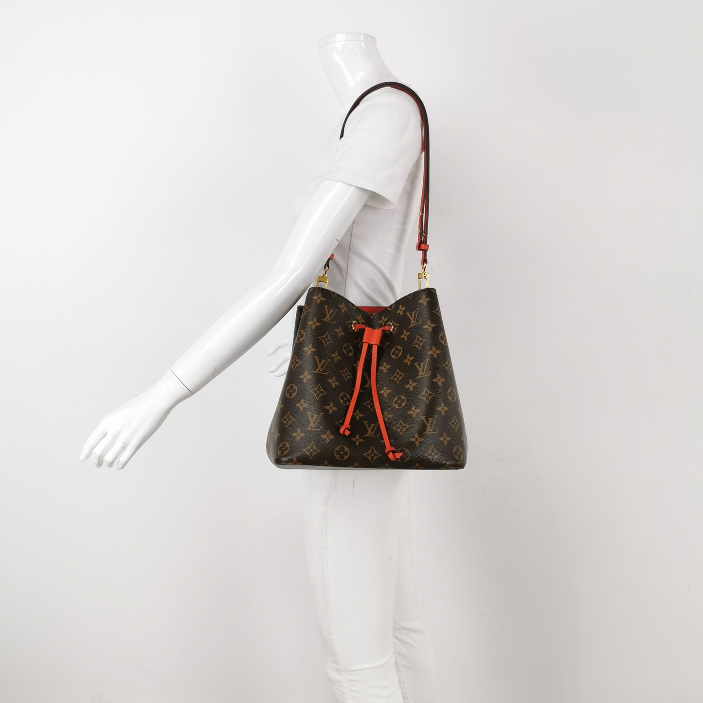 Preloved GLM-NÃ‰ONOÃ‰ Medium Monogram Canvas Drawstring Shoulder Bag 250604781222237