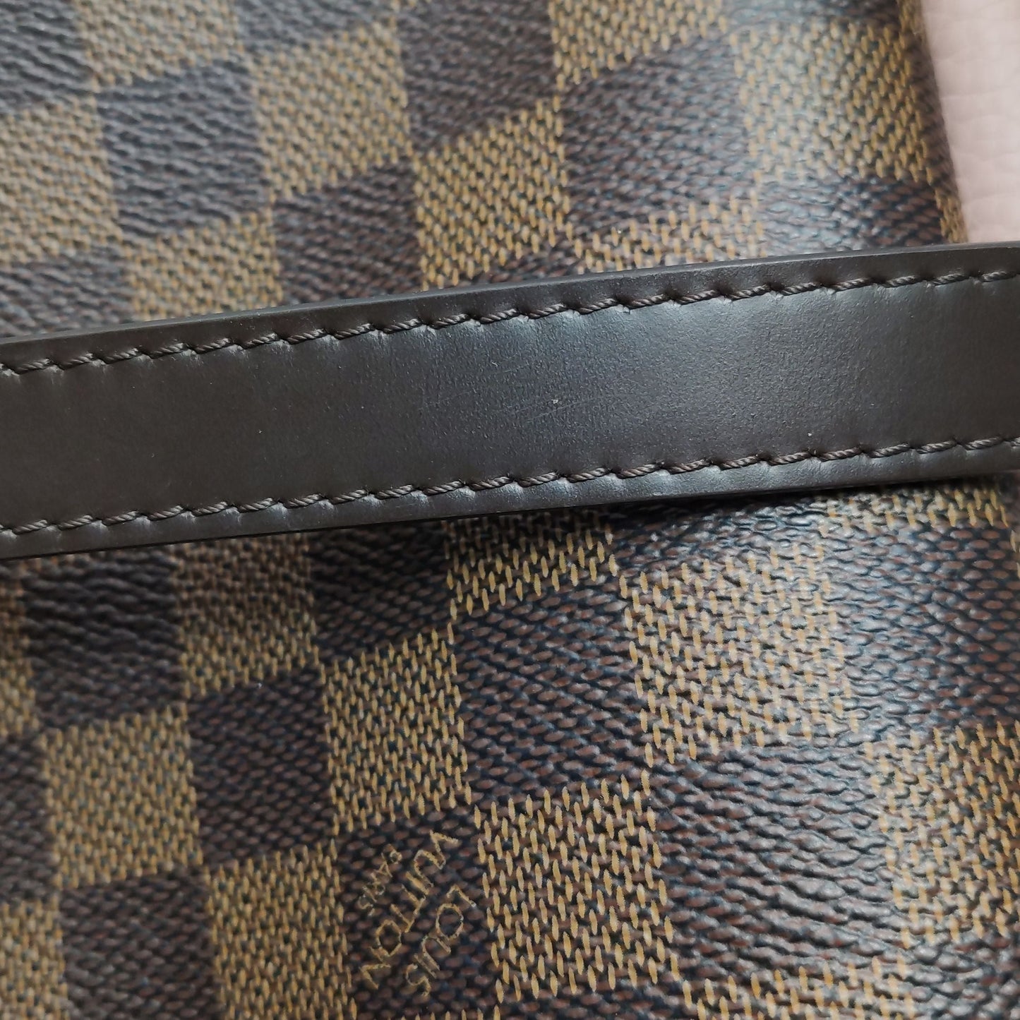 Preloved GLM-Brittany Checkerboard Ears Shoulder Bag 067850500943