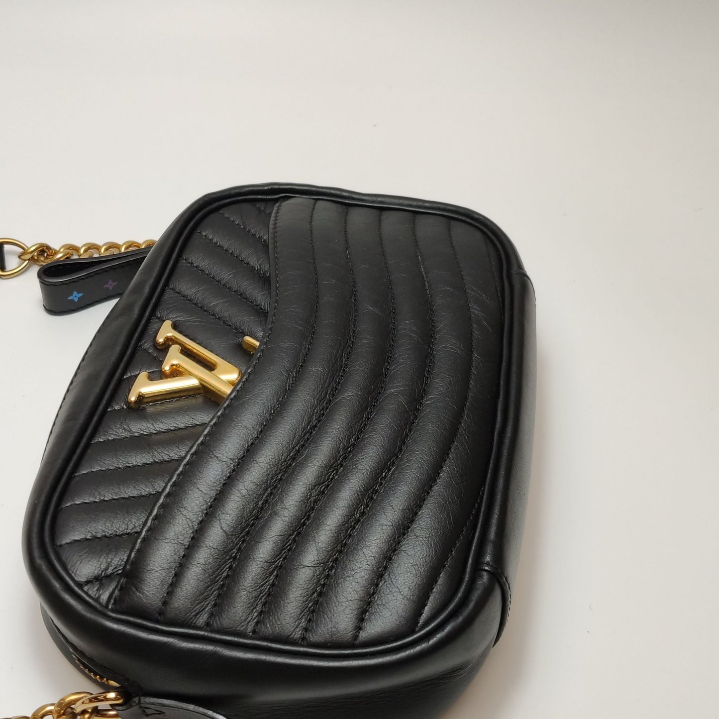 Preloved GLM-New Wave Leather Quilted Logo Crossbody Shoulder Bag 250604781221738