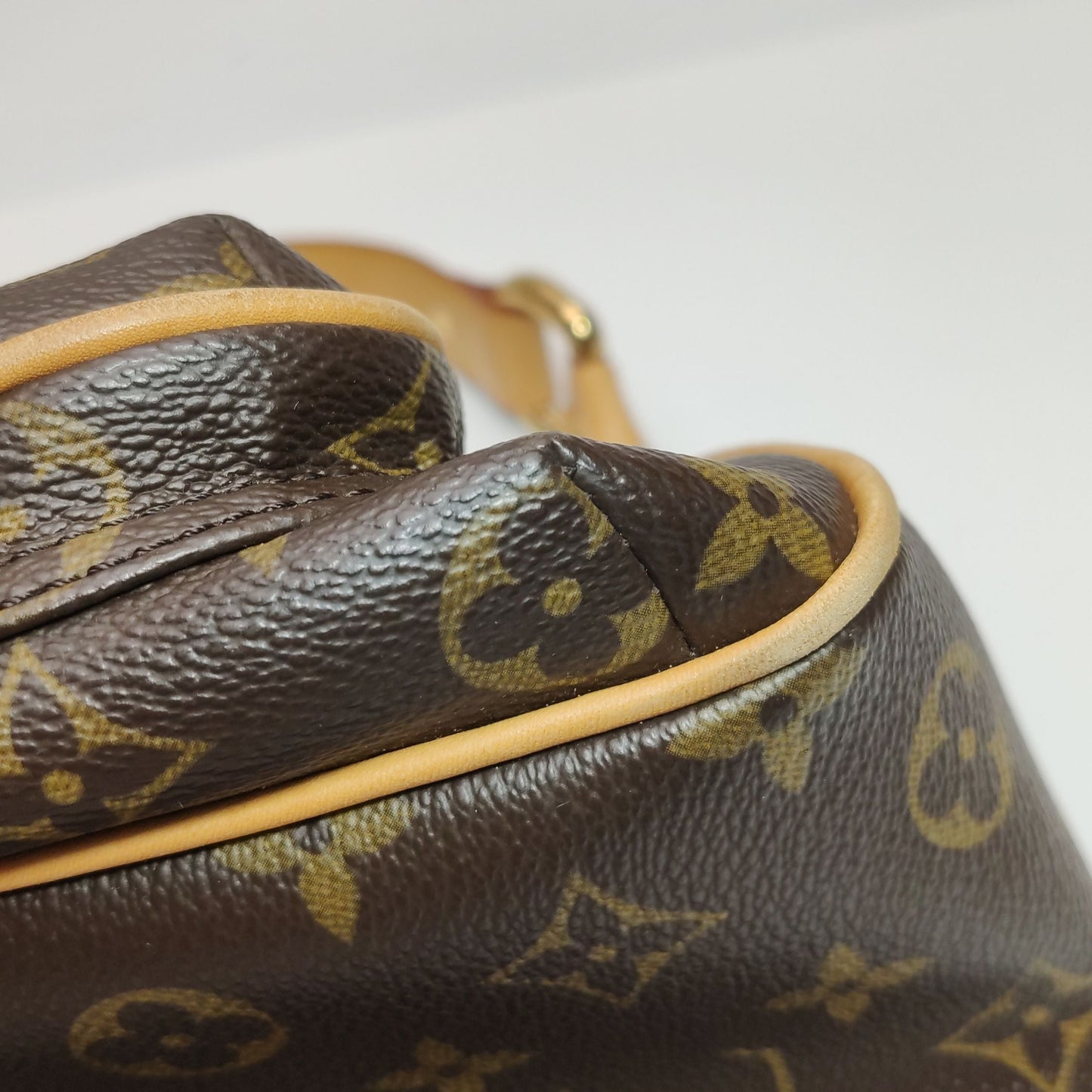 Preloved GLM-Tikal Monogram Print Shoulder Bag 250529781212789