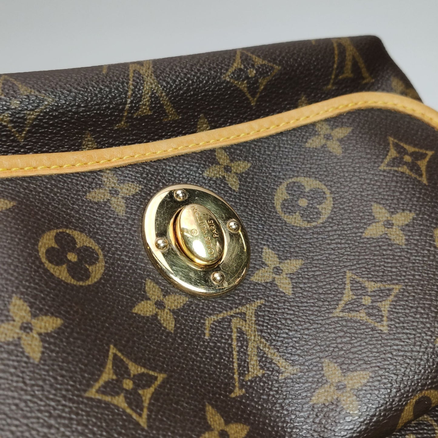 Preloved GLM-Tikal Monogram Print Shoulder Bag 250529781212789