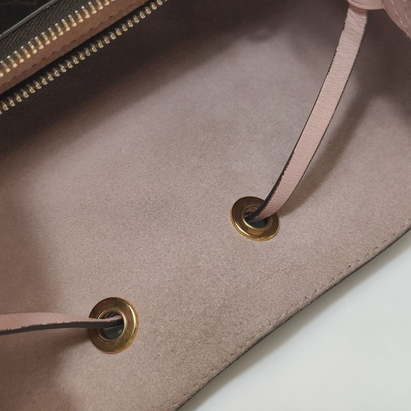 Preloved GLM-NÃ‰ONOÃ‰ Medium Monogram Canvas Drawstring Shoulder Bag 250604781222836