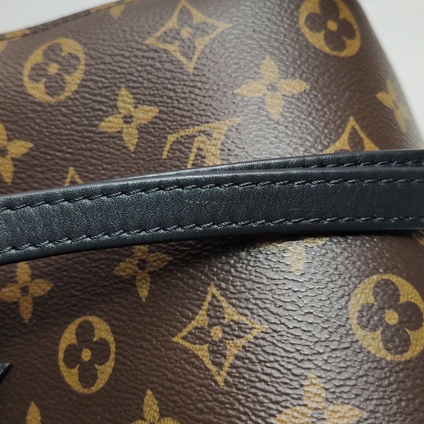 Preloved GLM-NÃ‰ONOÃ‰ Medium Monogram Canvas Drawstring Shoulder Bag with Chip 250603781220886
