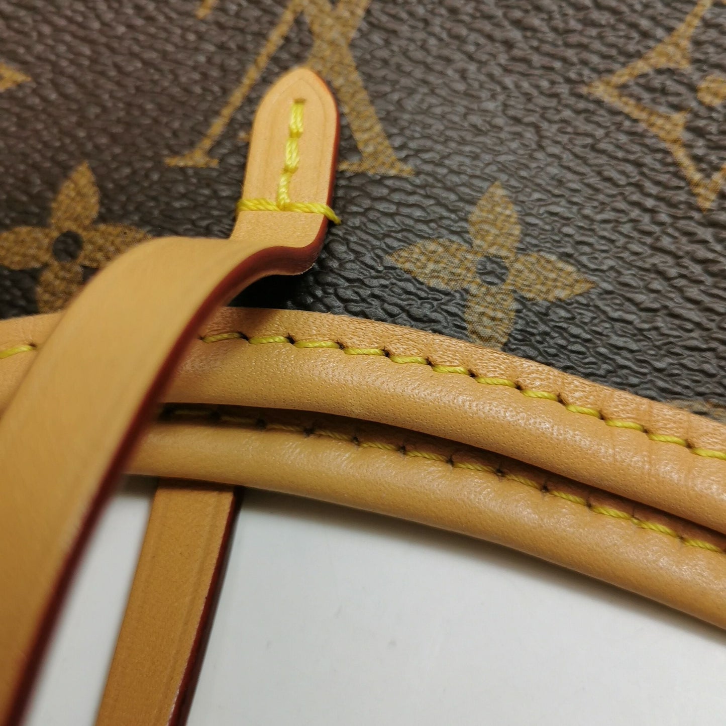 Preloved GLM-Carry All Small Monogram Print Crossbody Shoulder Bag with Chip 250602781219096