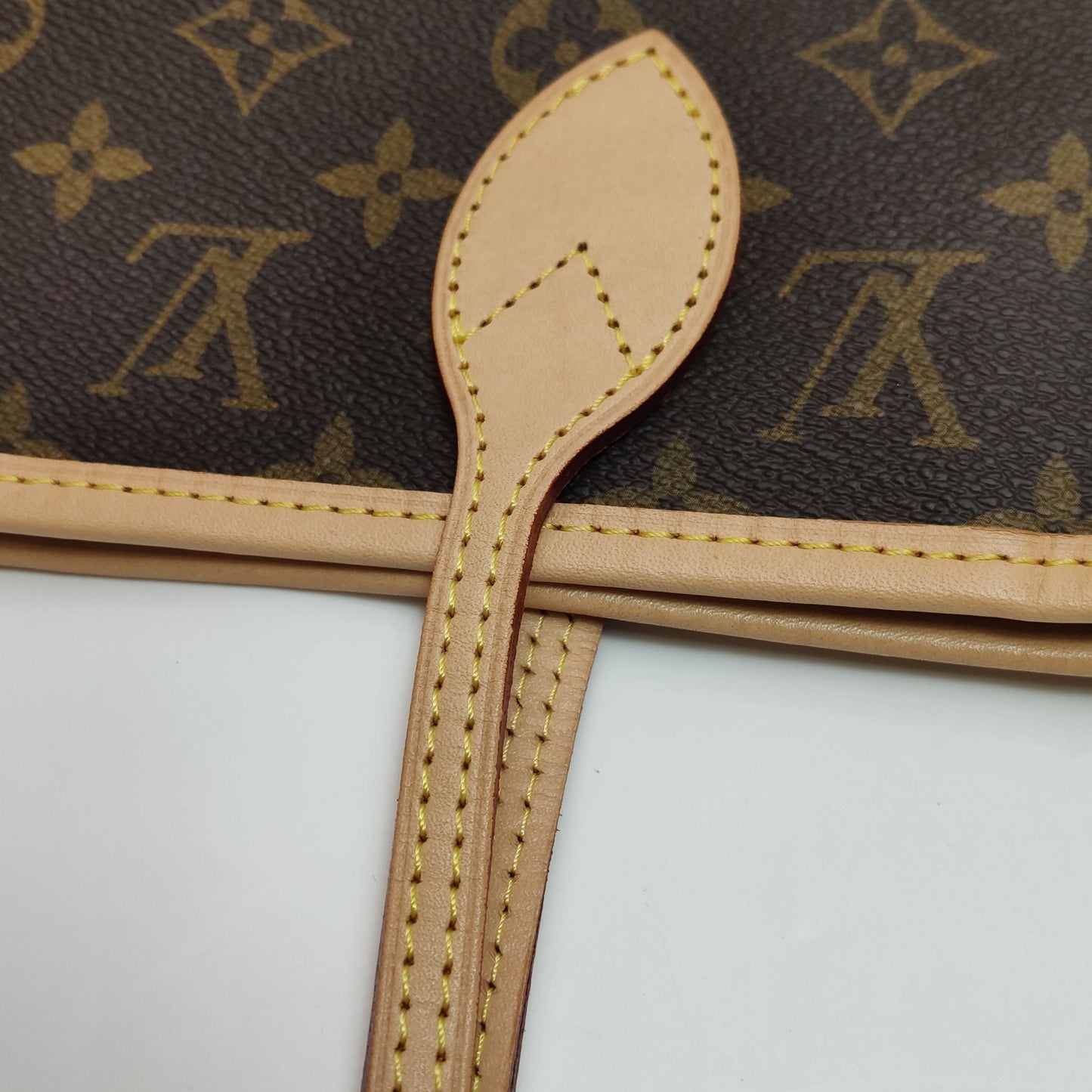 Preloved GLM-Neverfull MM Monogram Canvas Tote Bag with Chip 250603781220576