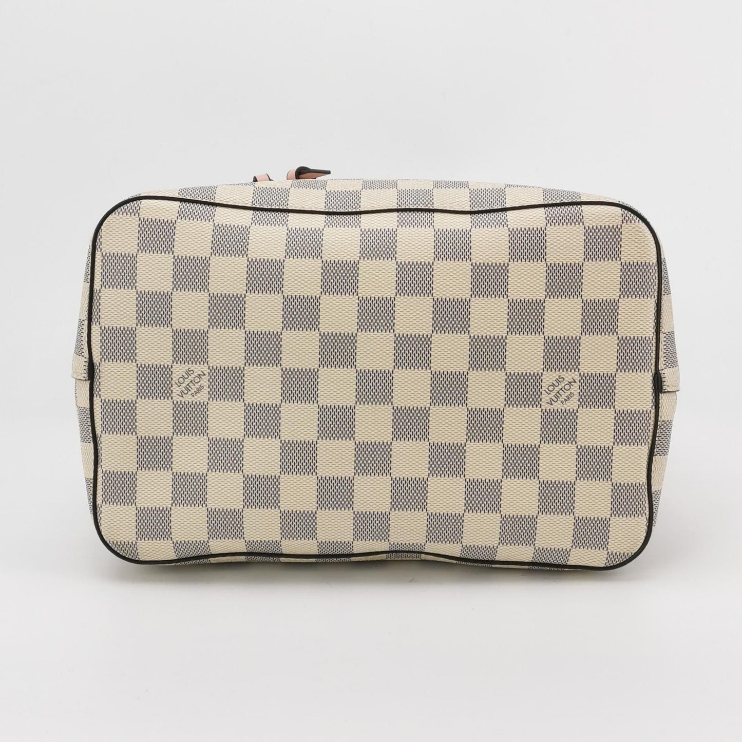 Preloved GLM-NÃ‰ONOÃ‰ Medium Checkered Drawstring Crossbody Shoulder Bag 250603781220815