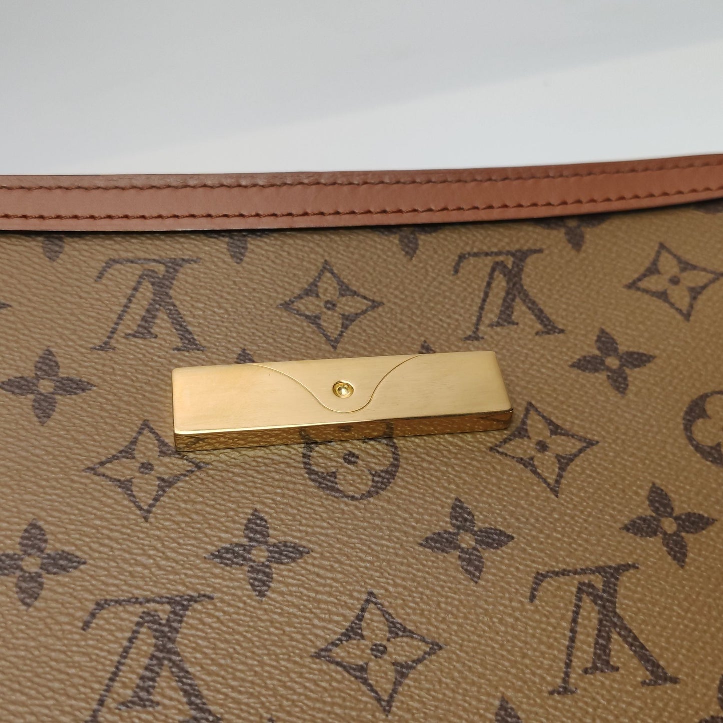 Preloved GLM-Dauphine Medium Monogram Empreinte Leather Crossbody Bag with Chip 250603781220580