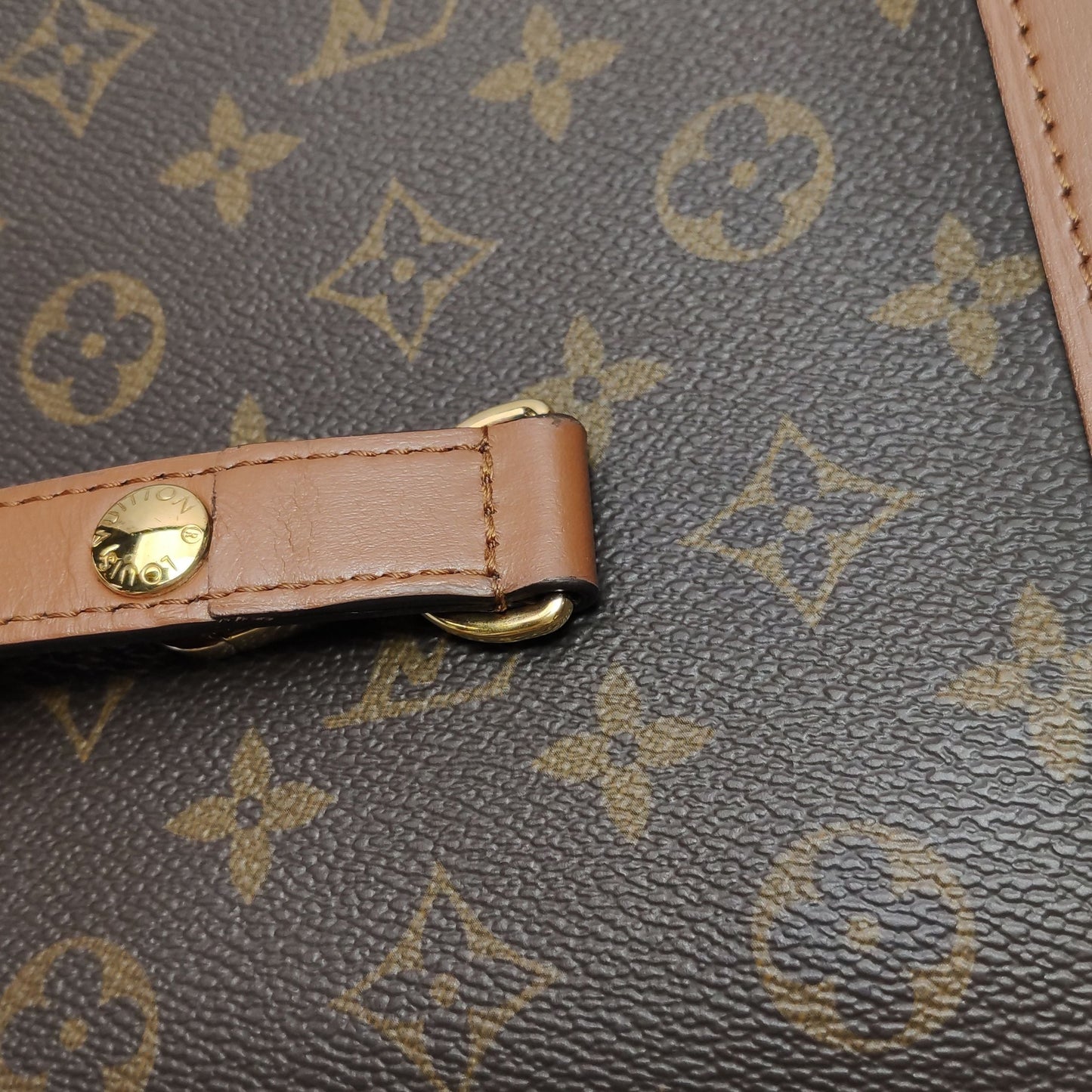 Preloved GLM-Dauphine Medium Monogram Empreinte Leather Crossbody Bag with Chip 250603781220580
